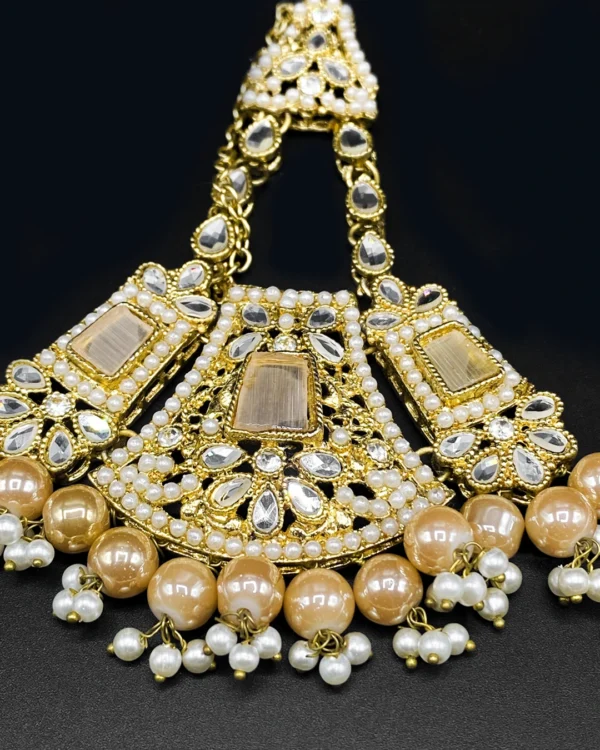 badshah-begum-best-jewellery-store-48 badshah-begum-best-jewellery-store-48