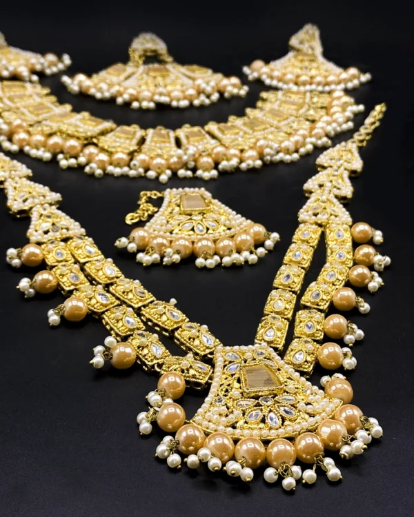 badshah-begum-best-jewellery-store-50 badshah-begum-best-jewellery-store-50